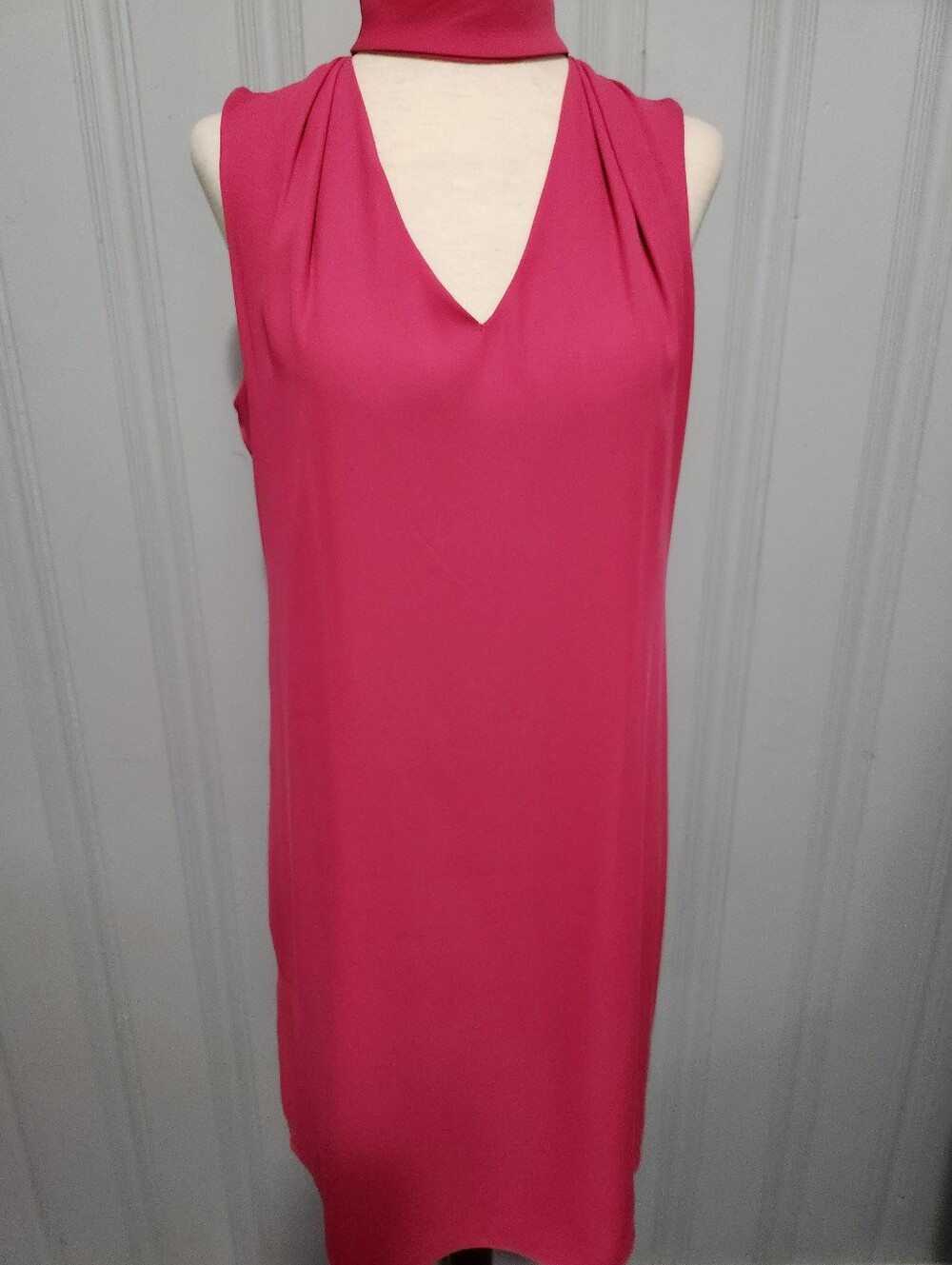 WHBM LIKE NEW Hot Pink Sleeveless V-Neck Midi Dress